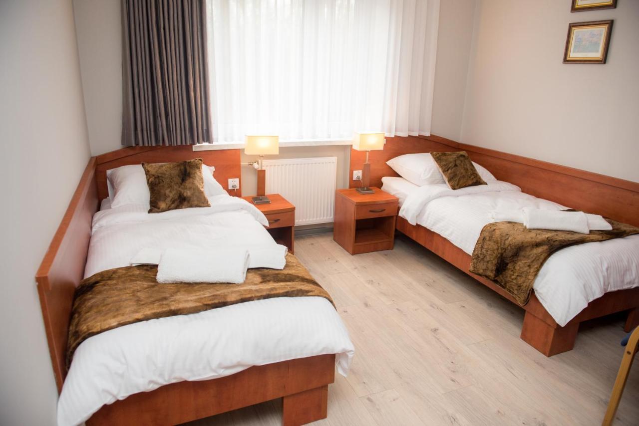 Aparthotel Geris à Częstochowa Extérieur photo